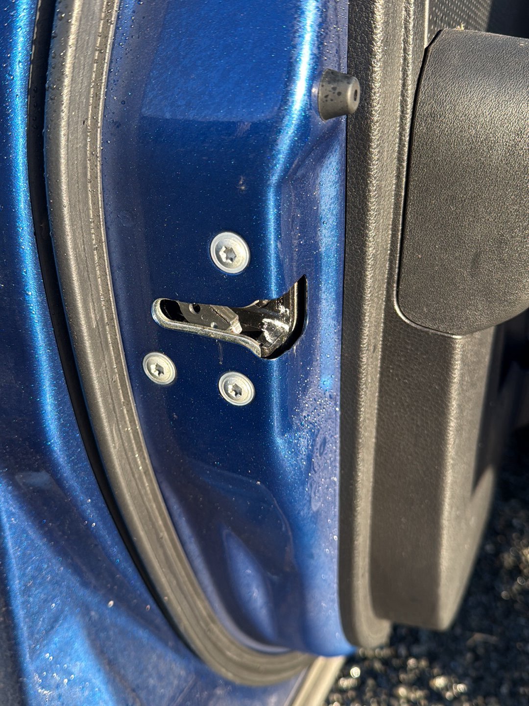 2007-2013 Nissan X-Trail T31- Left Front Lock Mechanism PN: