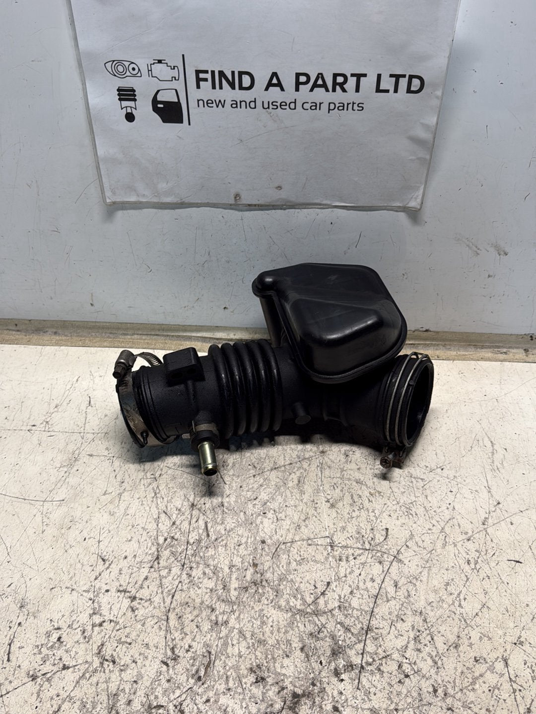2000-2005 Nissan Bluebird Sylphy- Air Intake PN: