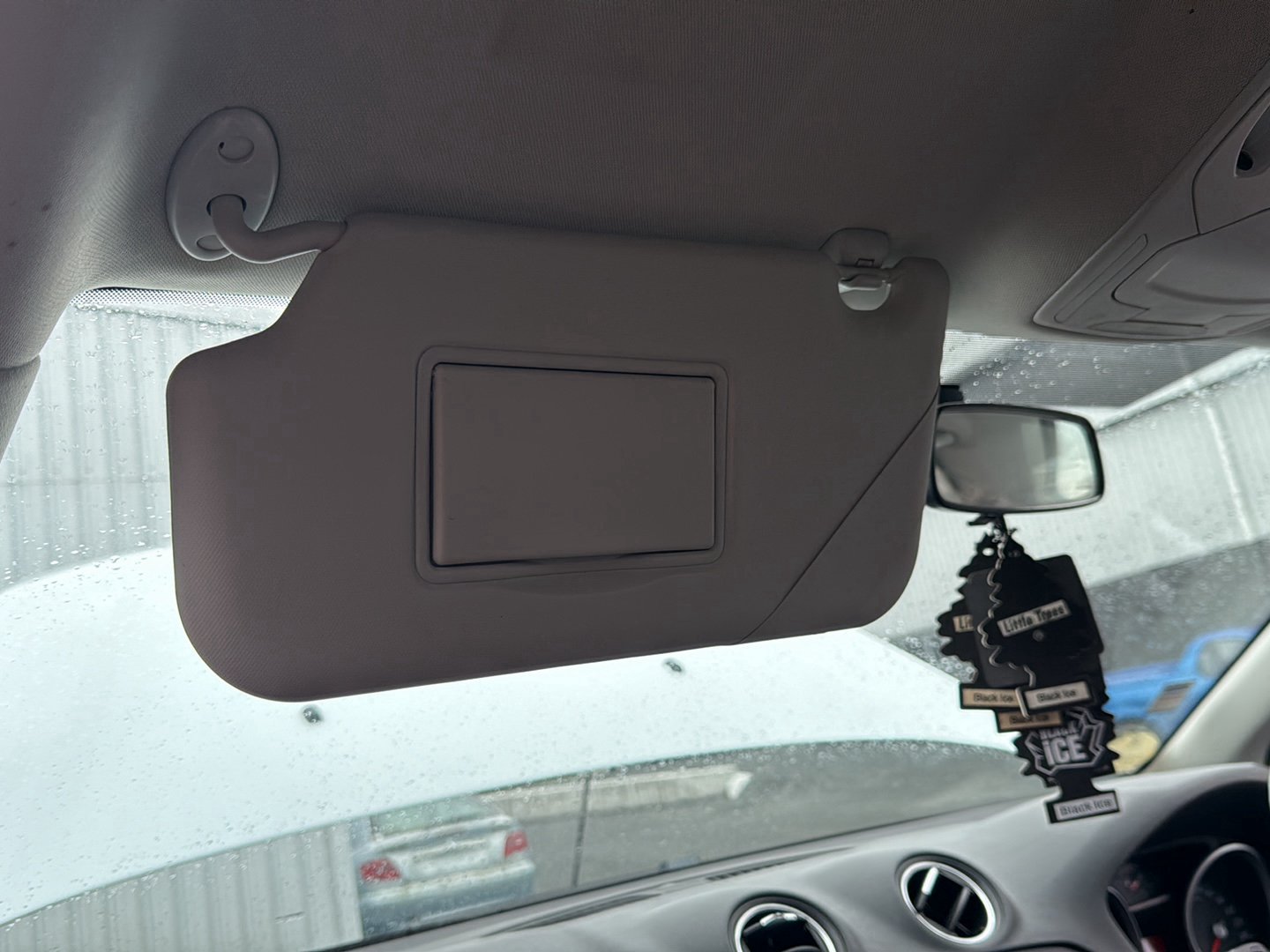 2007-2014 Ford Mondeo MK4 - Left Sun Visor PN: