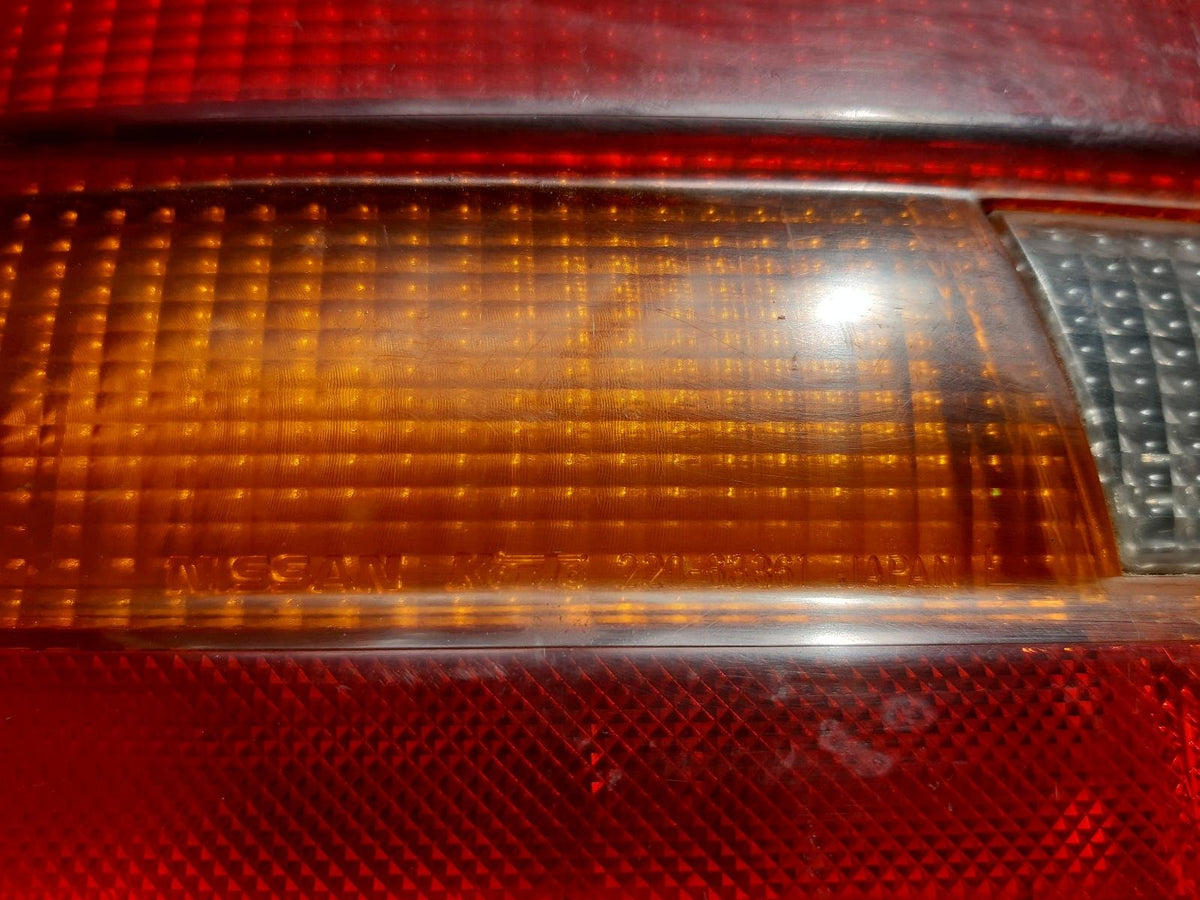 Sep 1993 to Sep 1997 - Nissan Bluebird U13 - Left Taillight