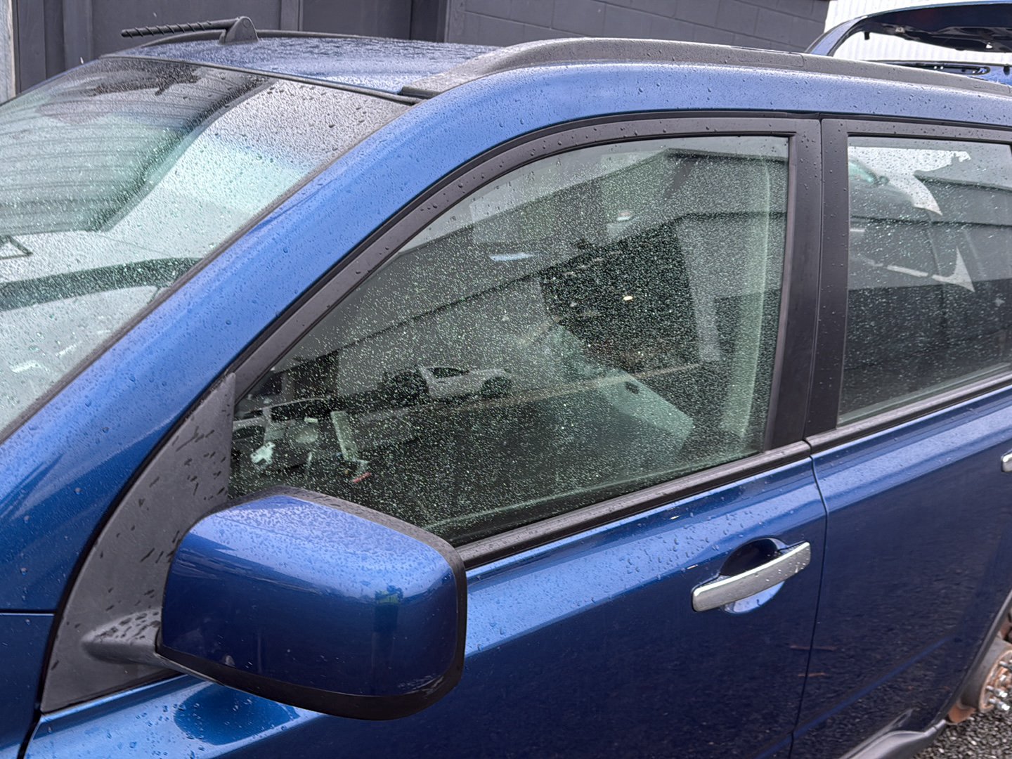 2007-2013 Nissan X-Trail T31- Left Front Door Window PN: