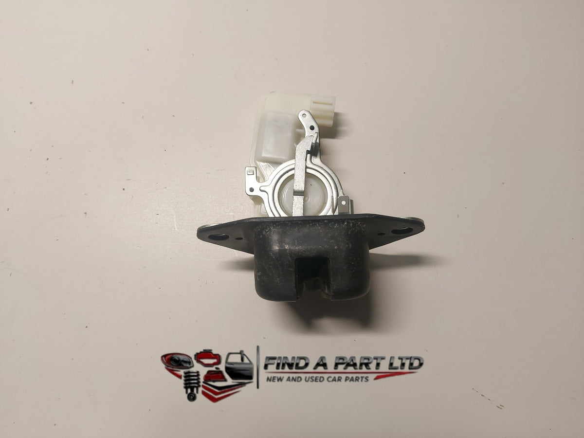 2007 Honda CR-V RE4 - Tailgate Lock Mechanism PN: