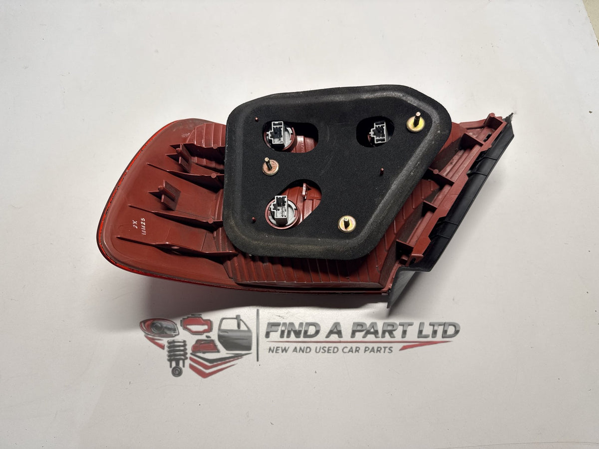 2002 Honda Avancier TA - Left Taillight PN: P0191L