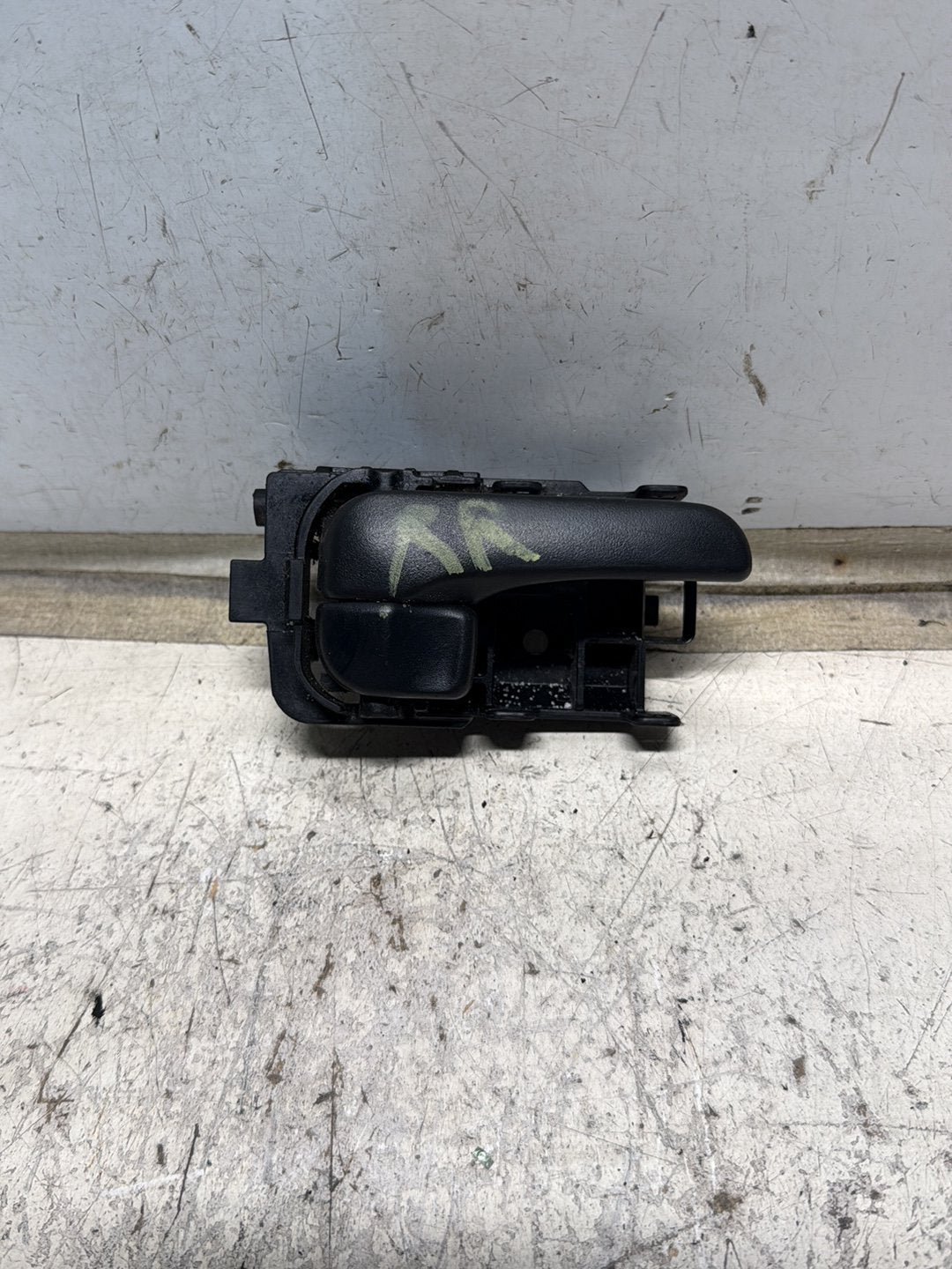 2000-2005 Nissan Bluebird Sylphy- Right Rear Door Interior Handle PN: