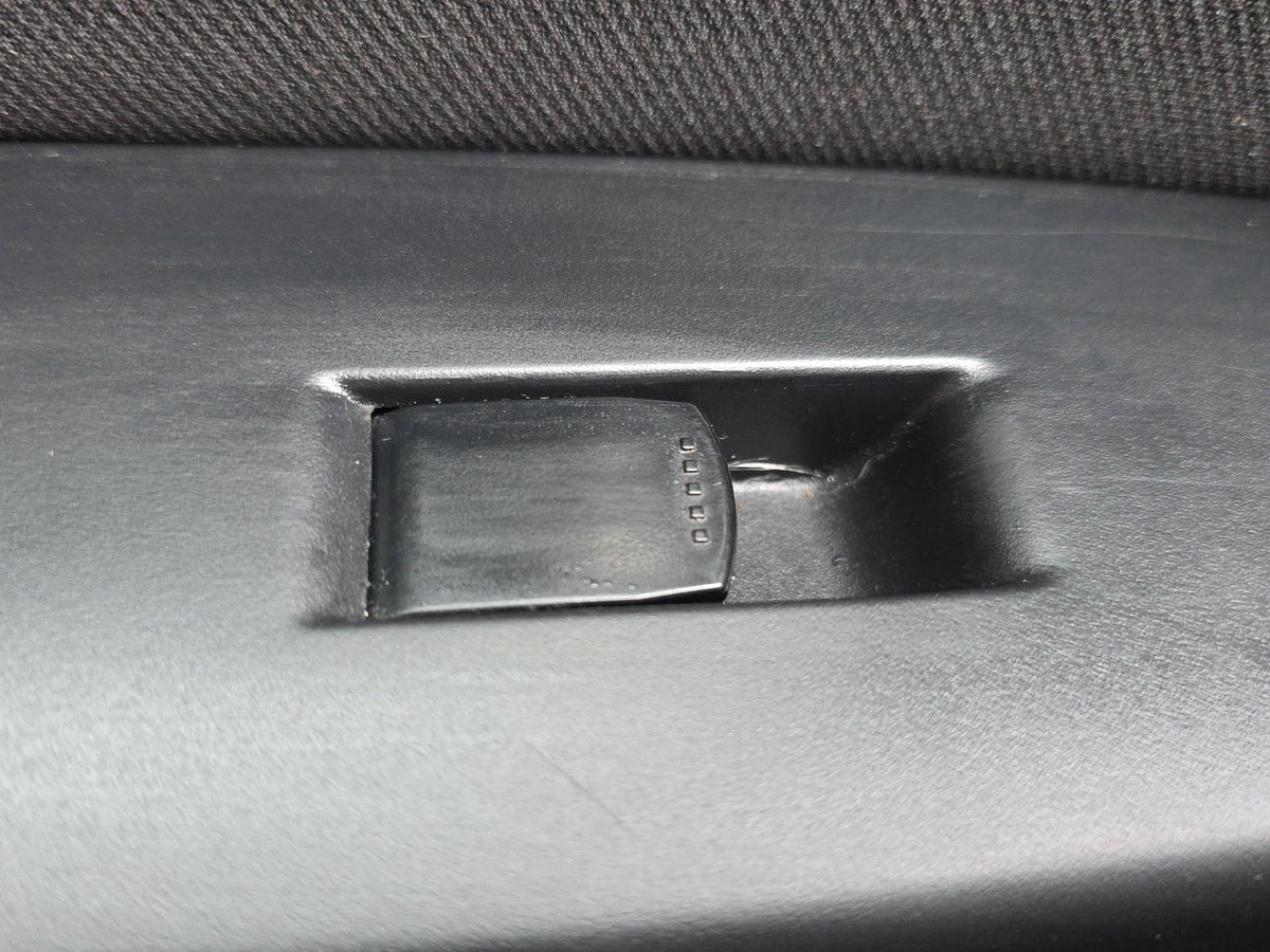 2006-2012 Suzuki SX4 YA11S - Left Window Switch PN:
