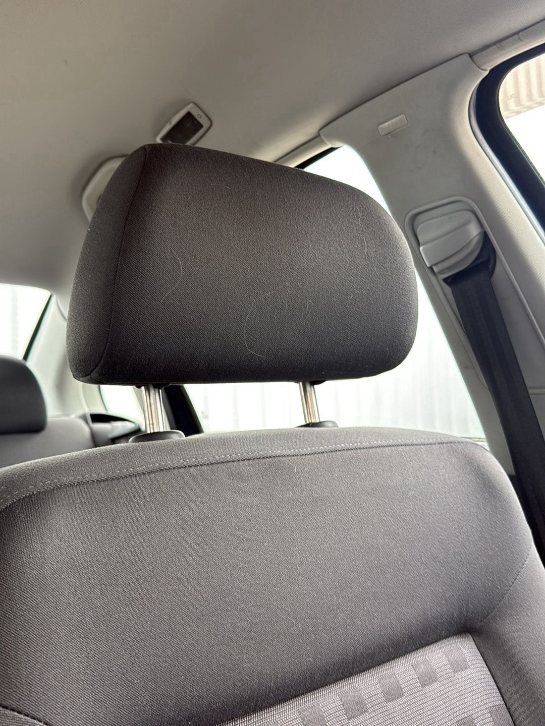 1998-2005 Volkswagen Passat- Left Front Headrest PN: