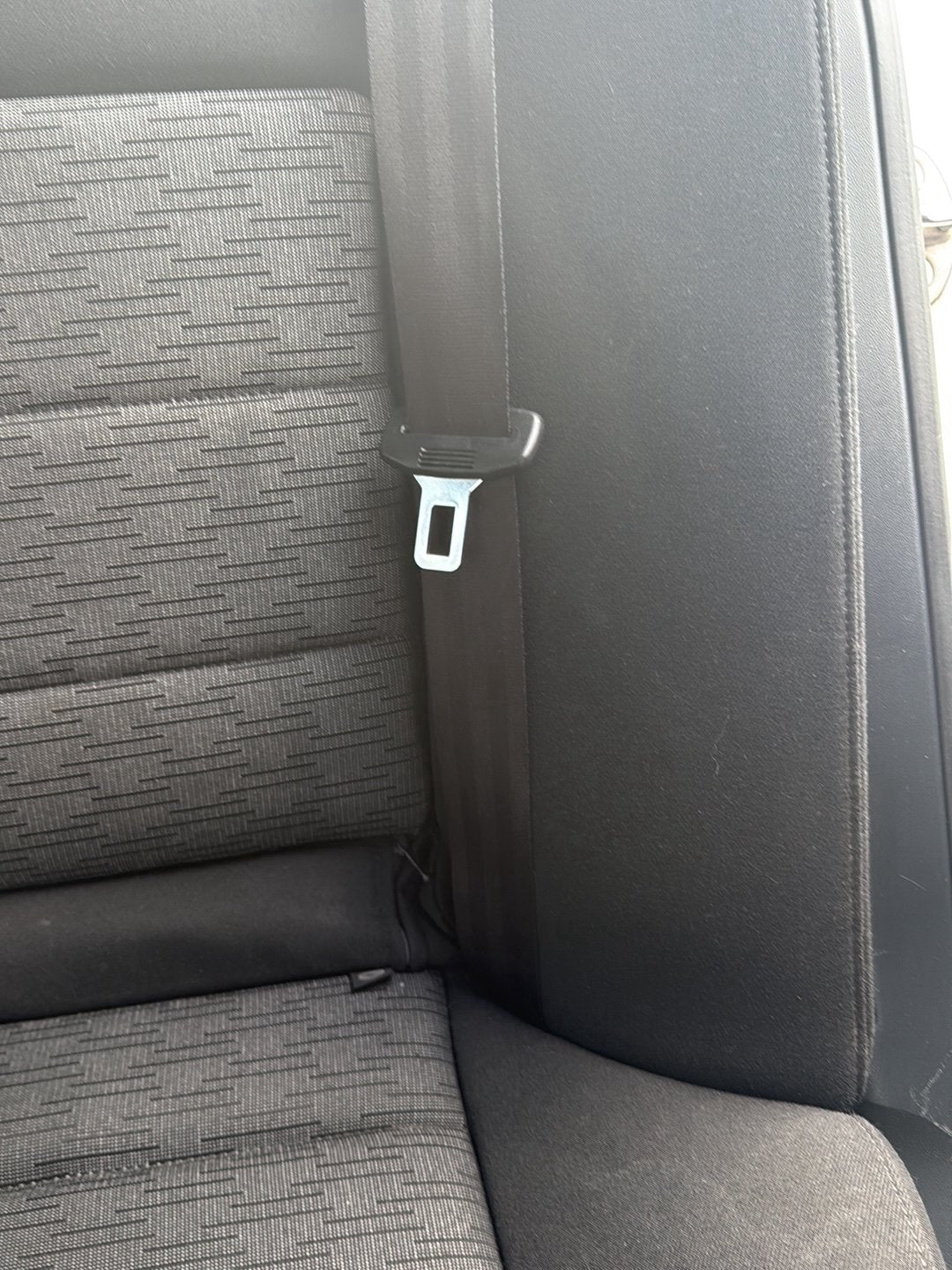 2012-2020 Skoda Octavia 5E - Left Rear Seat Belt PN: 616017200