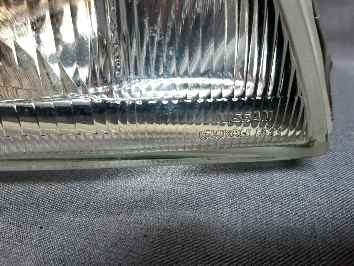 Oct 1995 to Mar 1998 - Nissan Pulsar N15 - Right Headlight - Ichikoh Lens# 1513