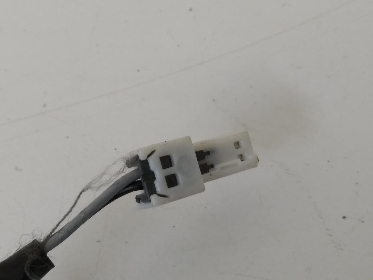 Nov 2006 to Sep 2009 - Mitsubishi Outlander ZG - High Level Stoplight