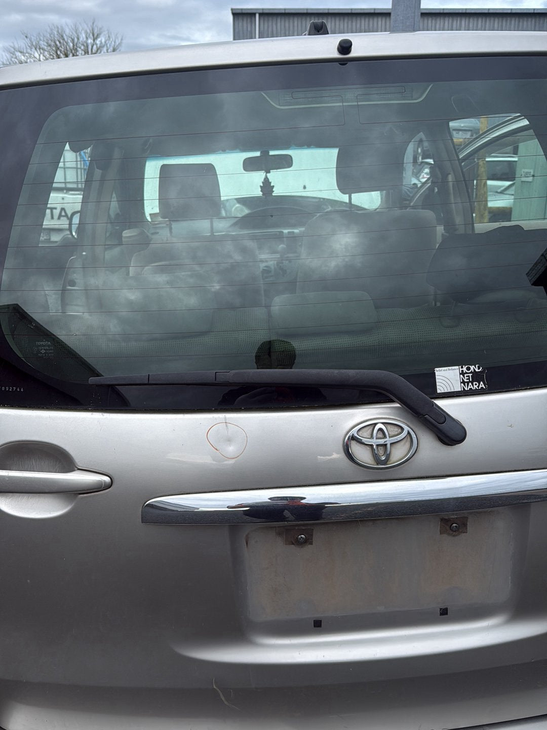 2003-2011 Toyota Raum Z20 NCZ20 - Rear Wiper Arm PN: