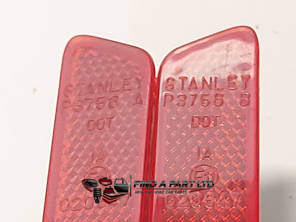 2009 Mazda Atenza GH - Rear Bumper Reflector Set PN: P3756 A/B