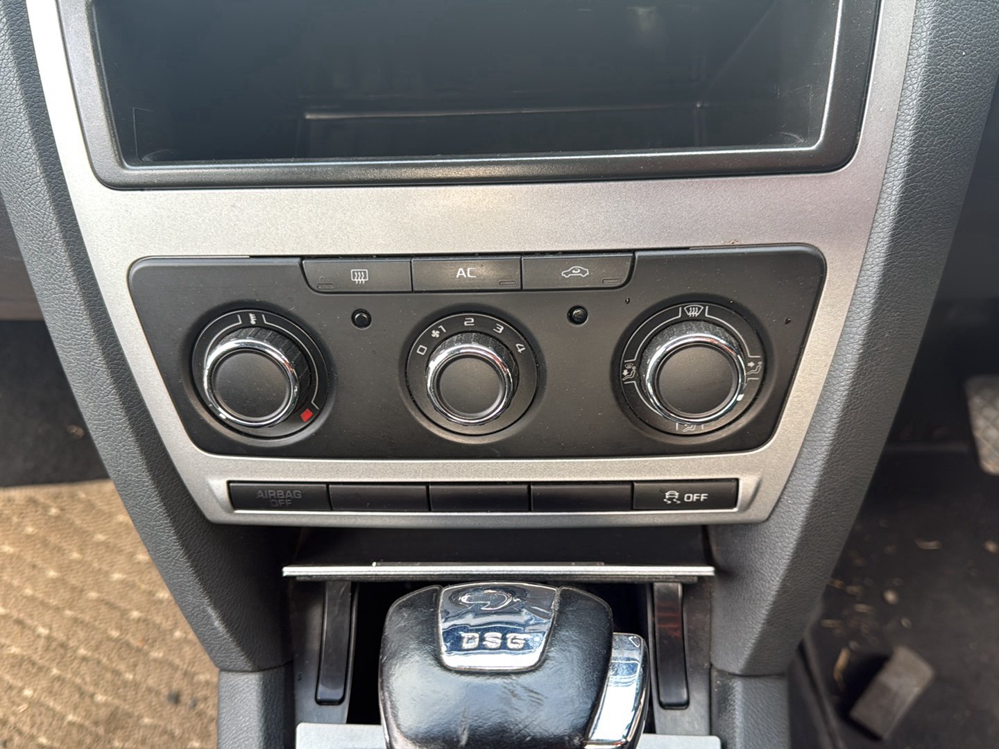 2012-2020 Skoda Octavia 5E - Heater/AC Controls PN: