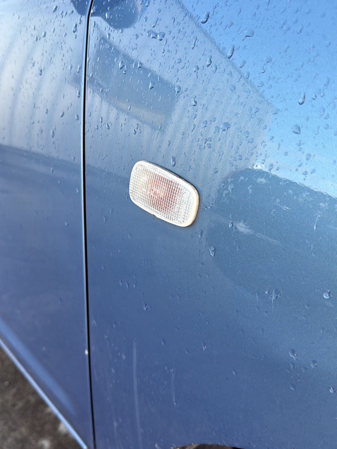 2004-2009 Toyota Prius- Right Indicator PN:
