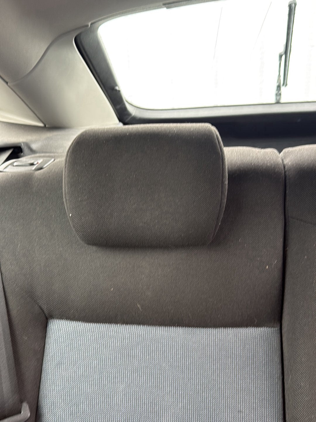 2007-2014 Ford Mondeo MK4 - Right Rear Headrest PN: