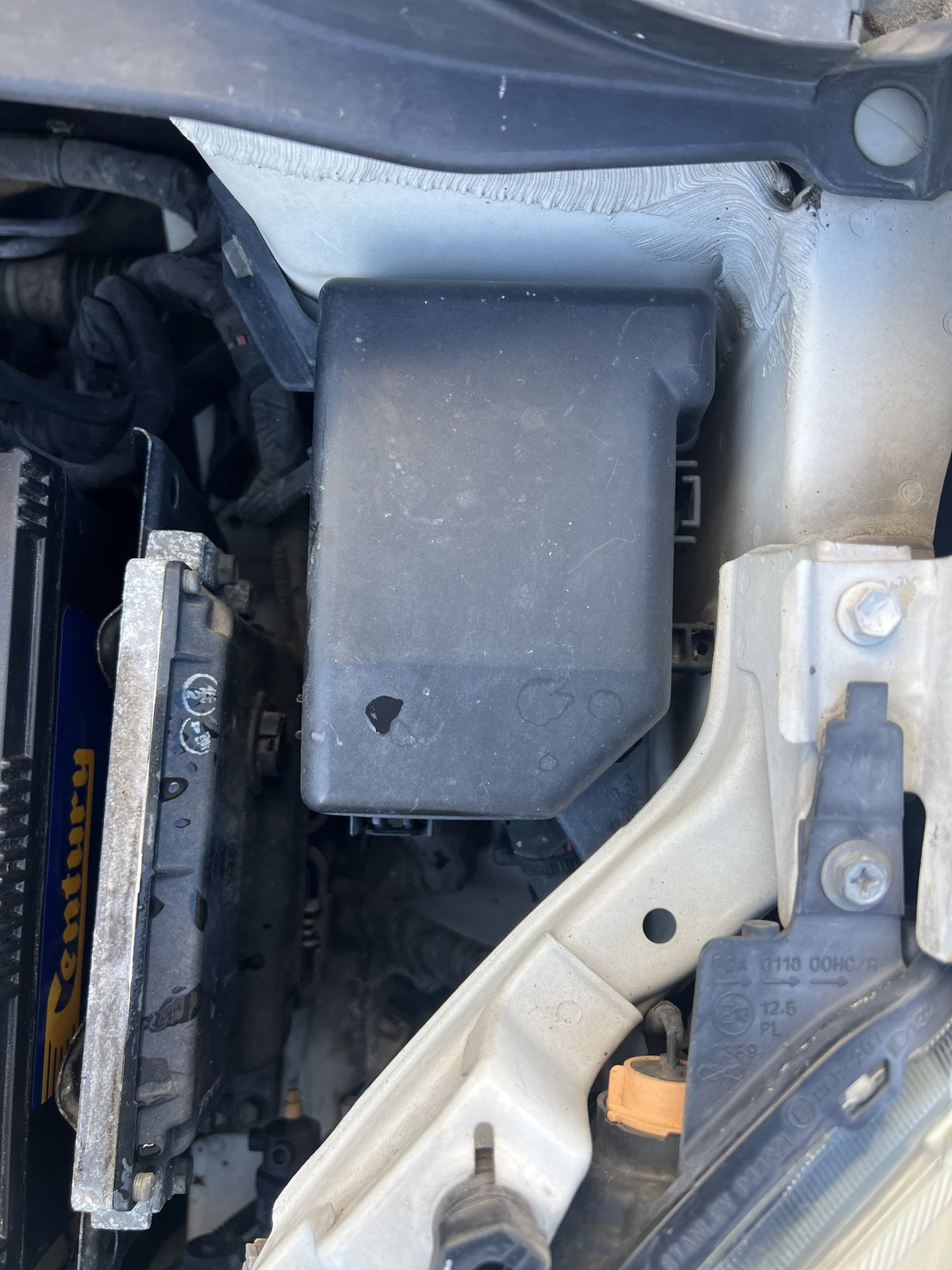 2006 Suzuki Swift ZC31S - Fuse Box PN: