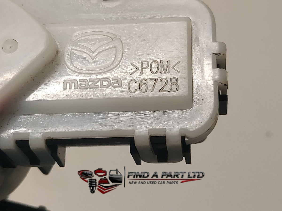 2009 Mazda Atenza GH - Tailgate Lock Mechanism PN: