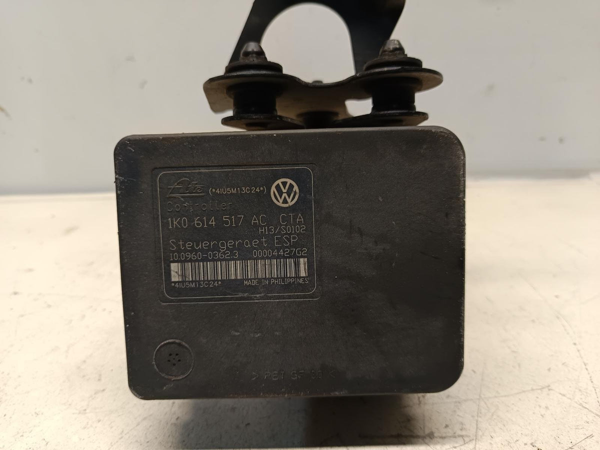 Jun 2004 to Feb 2009- Volkswagen Golf GEN 5- ABS Pump/Modulator- PN: 1K0614517AC