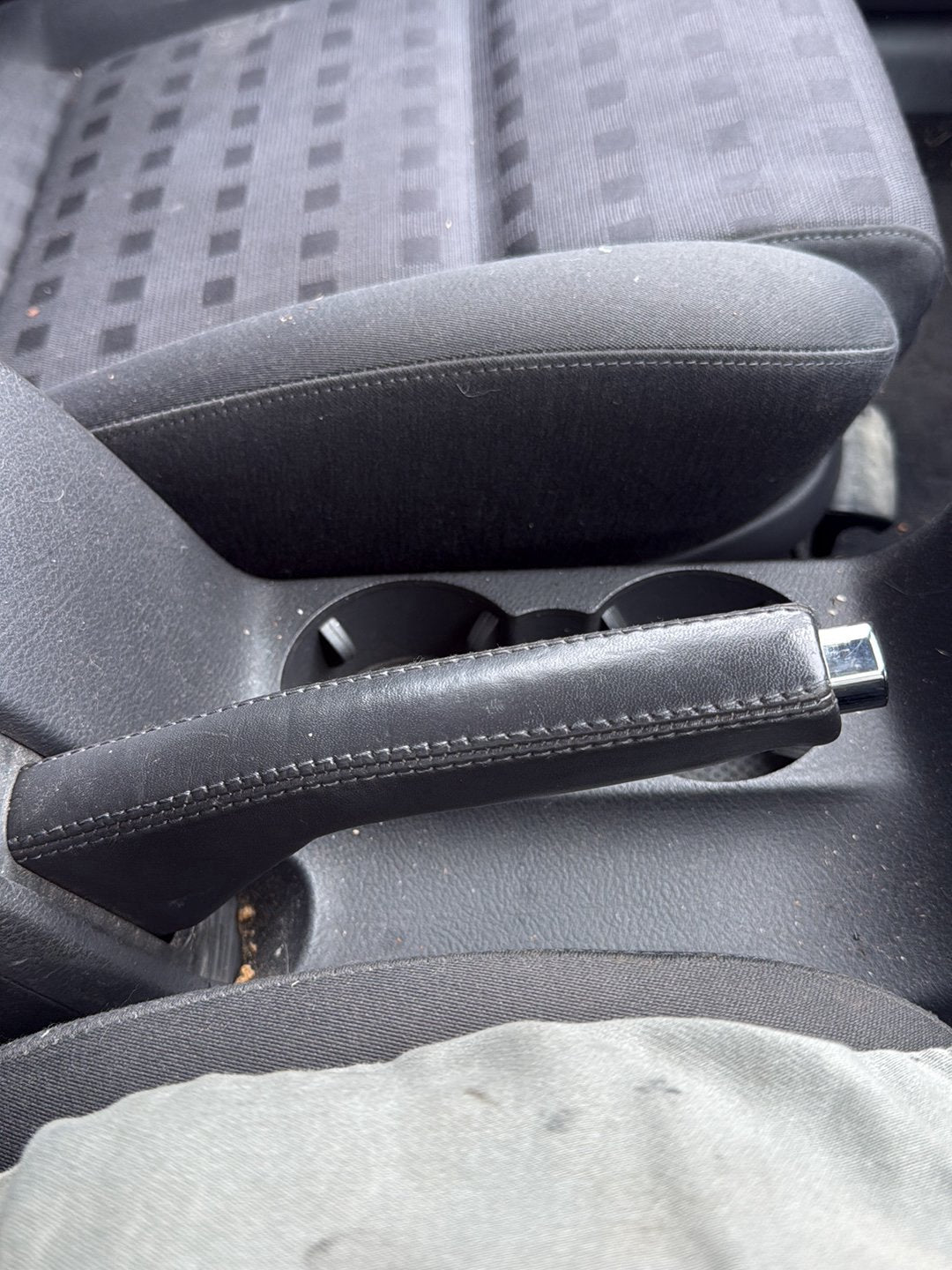 1998-2005 Volkswagen Passat- Handbrake Lever PN: