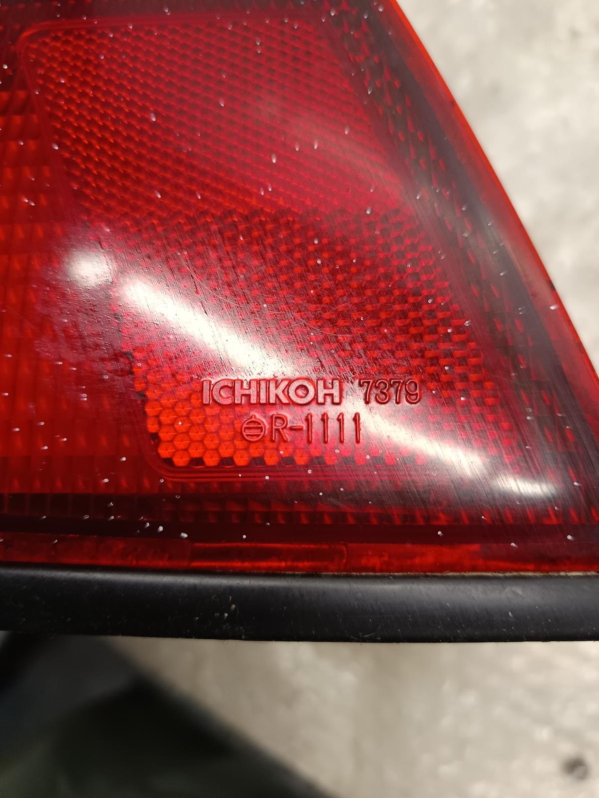 Oct 1995 to Feb 1998 - Nissan Pulsar N15 Hatchback - Left Taillight - Lens# 4728