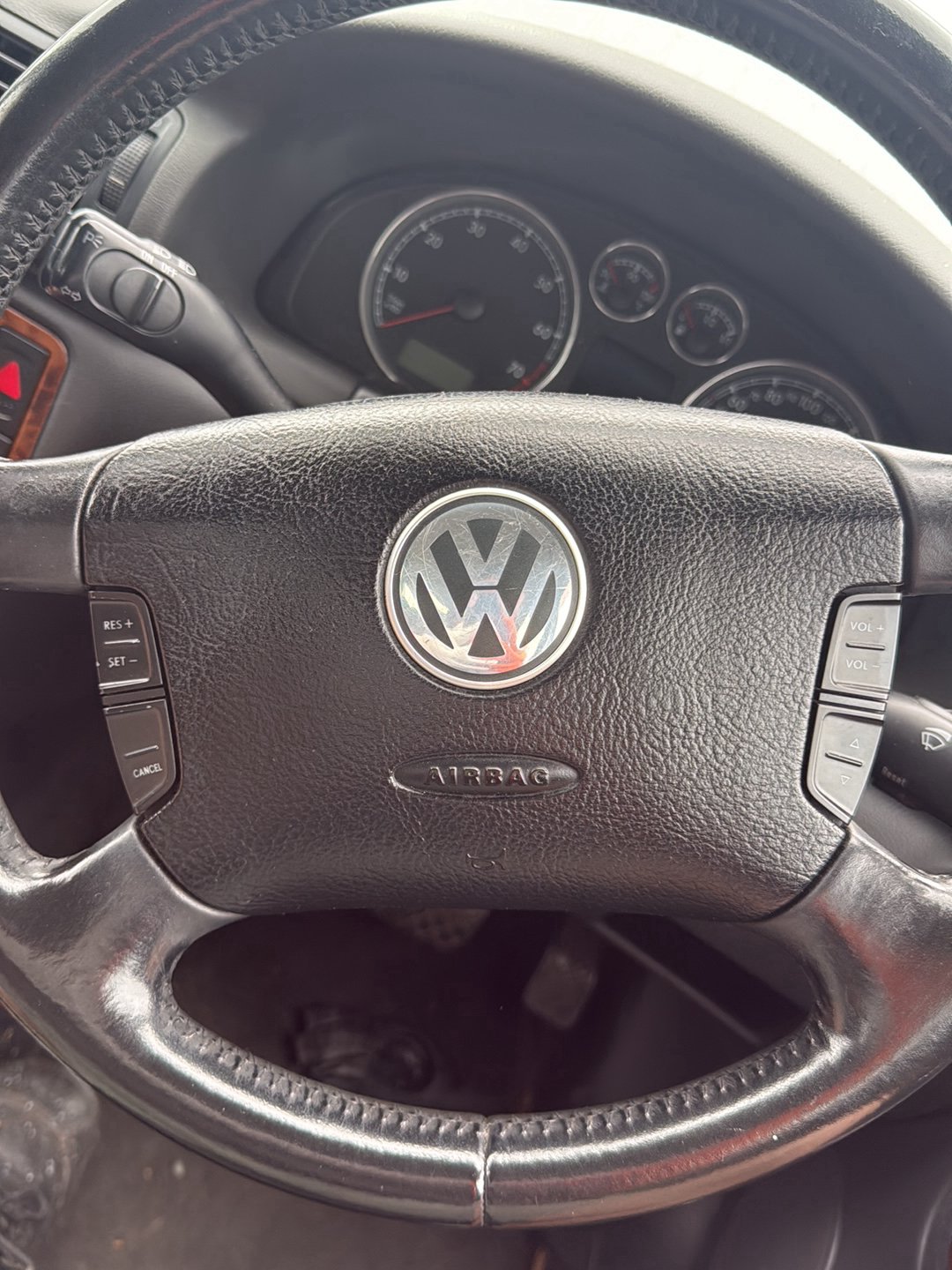 1998-2005 Volkswagen Passat- Airbag PN: