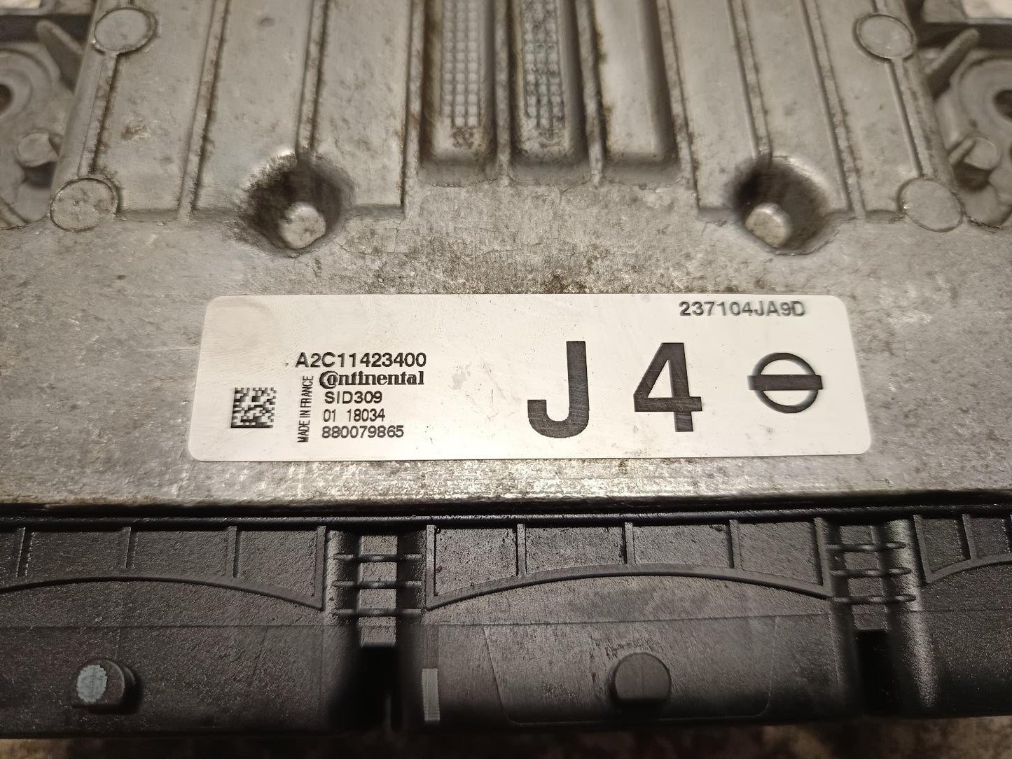 Apr 2015 to Current- Nissan Navara NP300 Diesel 2.3L Engine Code YS23DDTT- Engine ECU- PN: 237104JA9D