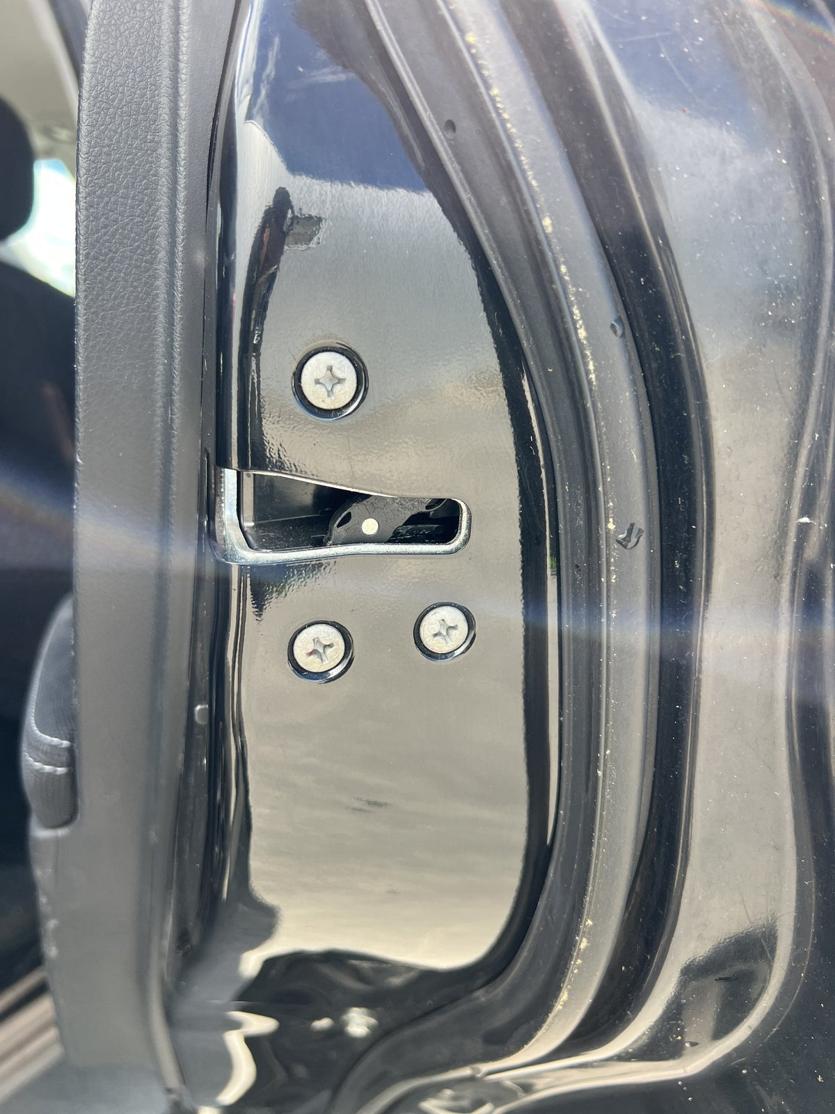 2013 Subaru Forester SJ5 - Right Rear Lock Mechanism PN: