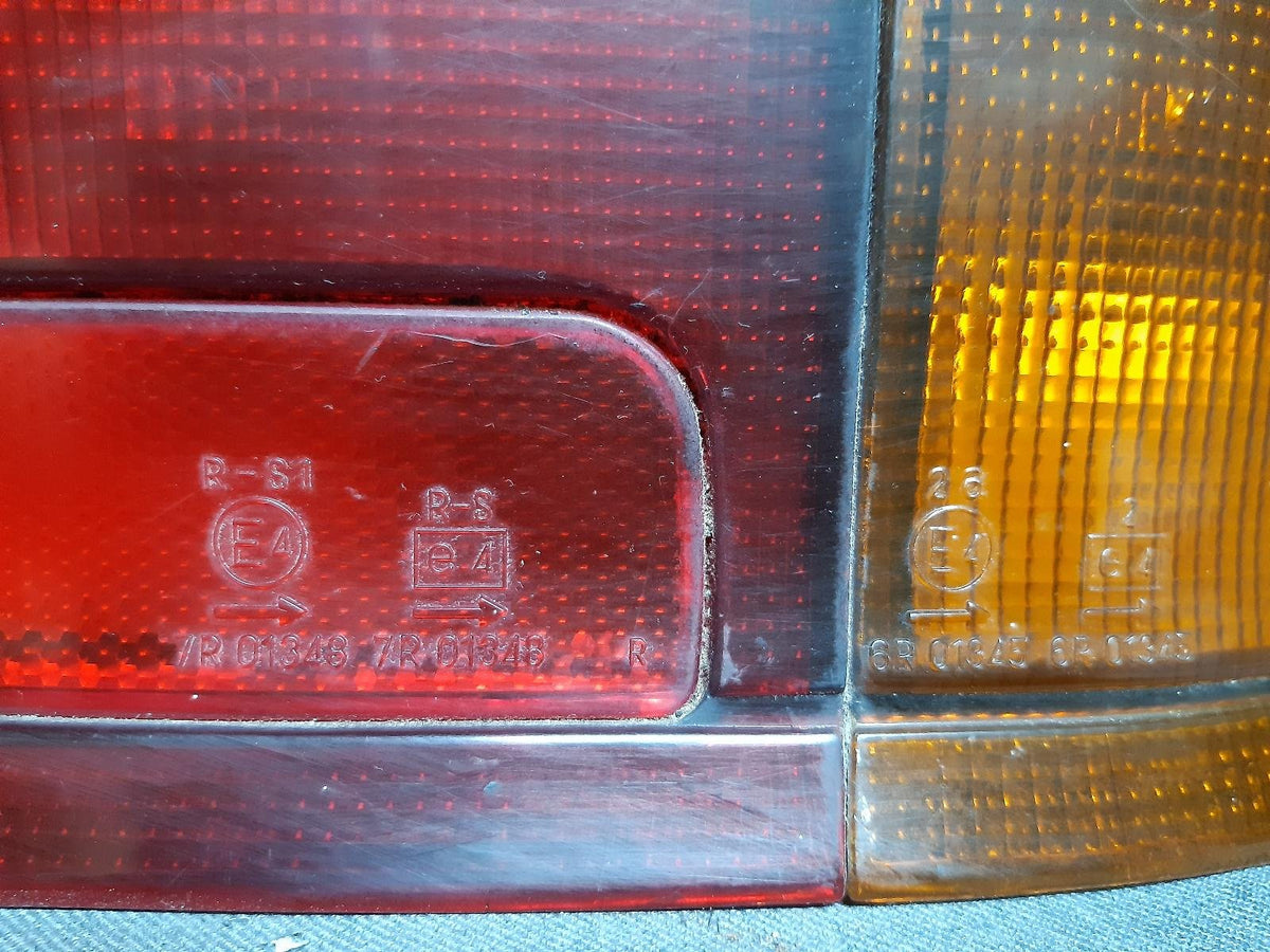 Sep 1988 to Sep 1992 - Mitsubishi Lancer CA CB 3 Door - Right Taillight