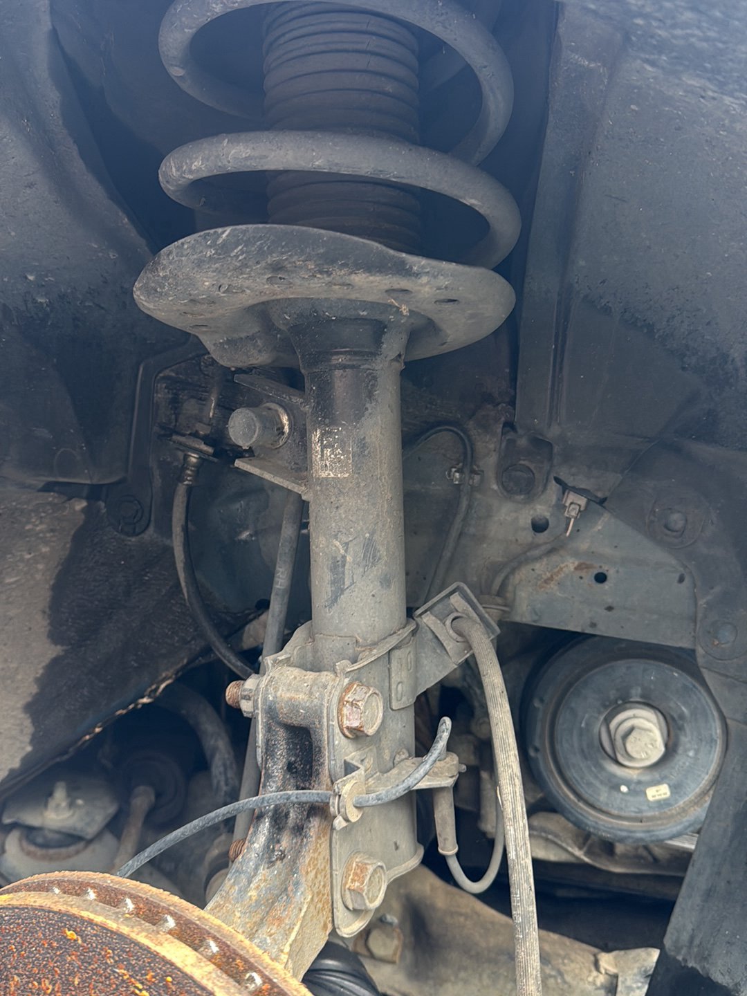 2007-2013 Nissan X-Trail T31- Right Front Shock Absorber PN: