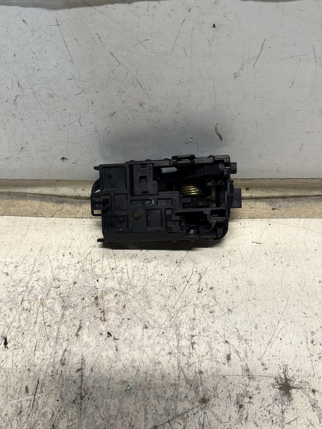 2000-2005 Nissan Bluebird Sylphy- Right Front Door Interior Handle PN: