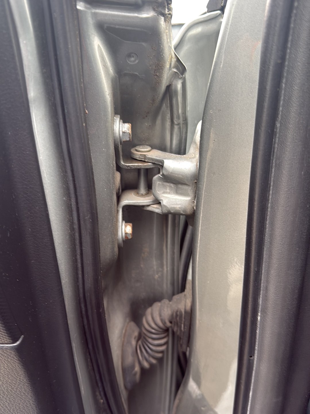 2009-2017 Toyota Wish ZGE20 - Left Rear Door Top Hinge PN: