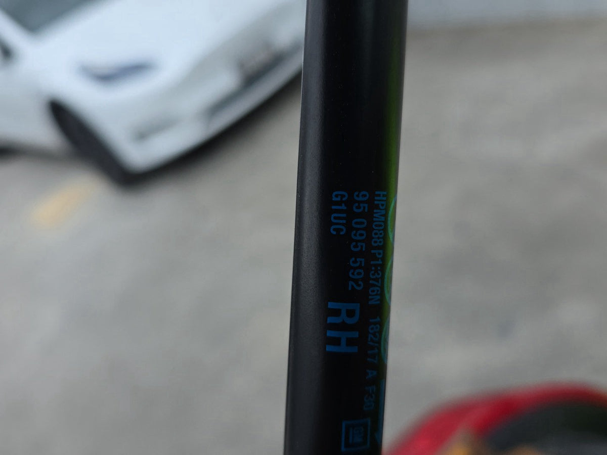 2017 Holden Trax TJ MY17 - tailgate strut pair PN: