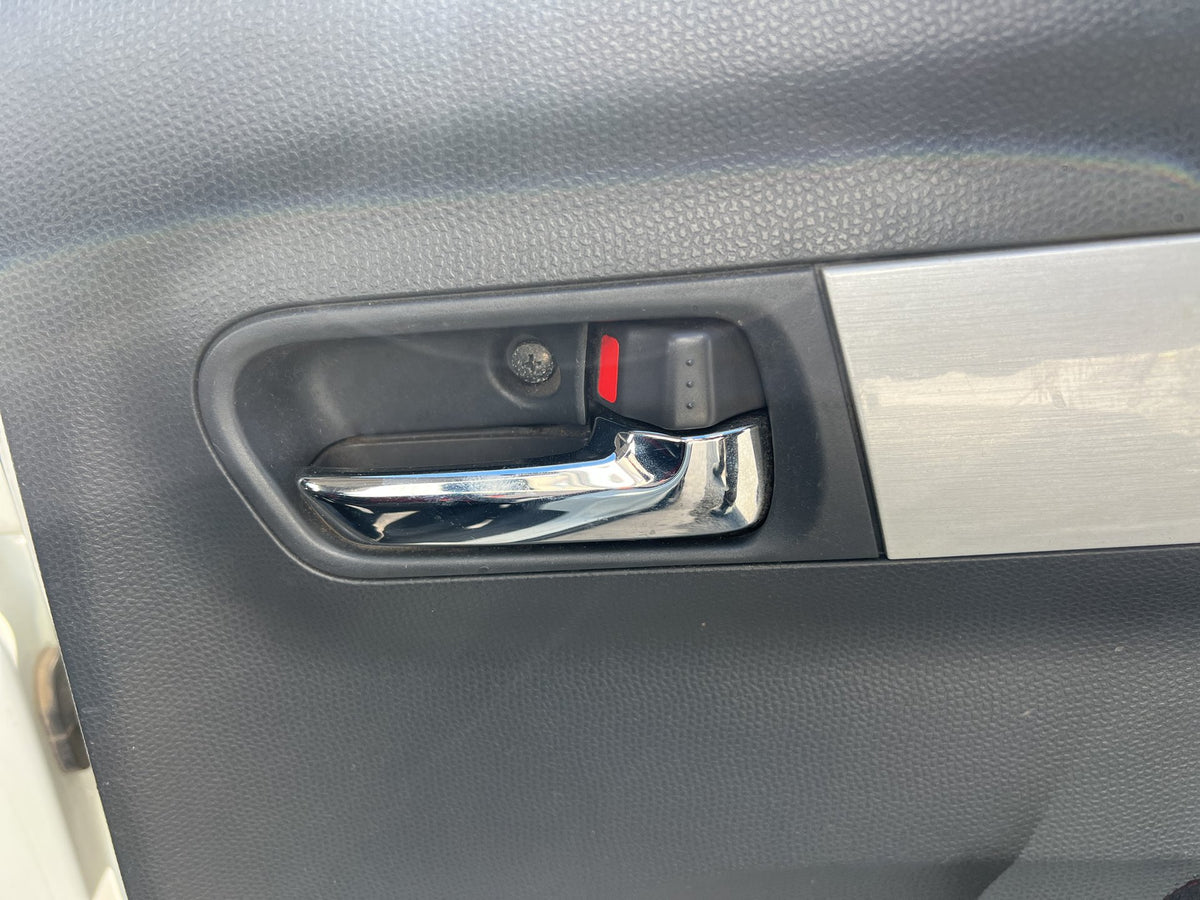 2006 Suzuki Swift ZC31S - Right Rear Door Interior Handle PN: