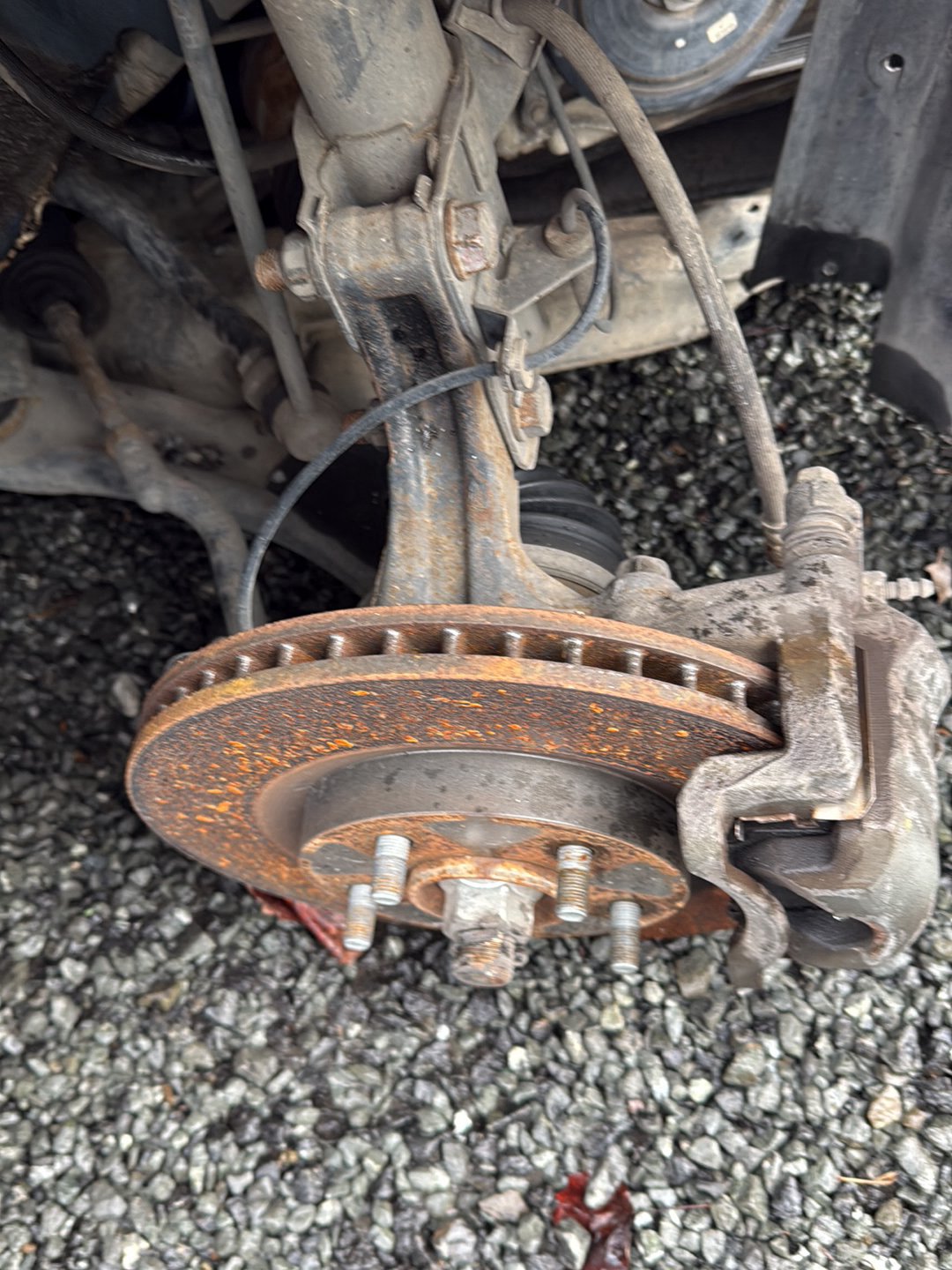 2007-2013 Nissan X-Trail T31- Right Front Hub Assembly PN: