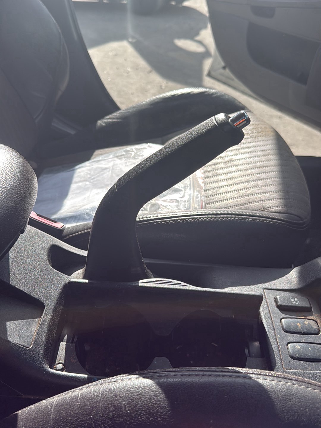 2004-2012 Mitsubishi Galant DJ CY4A - Handbrake Lever PN: