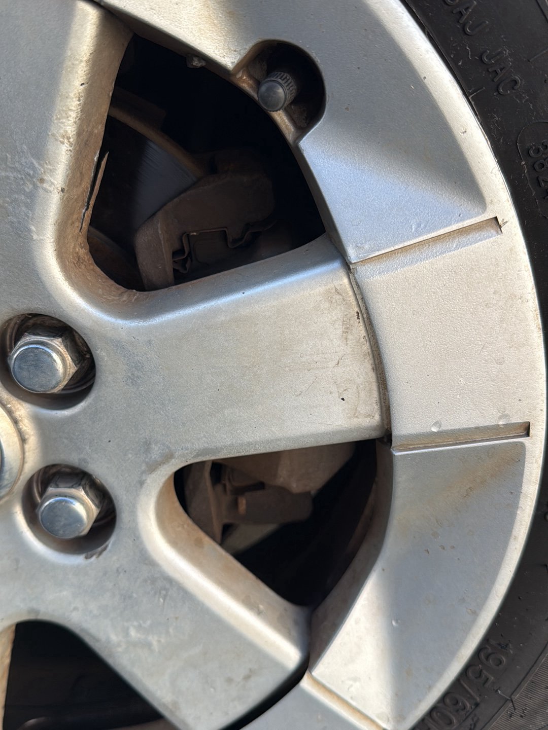 2004-2009 Toyota Prius- Right Front Caliper PN: