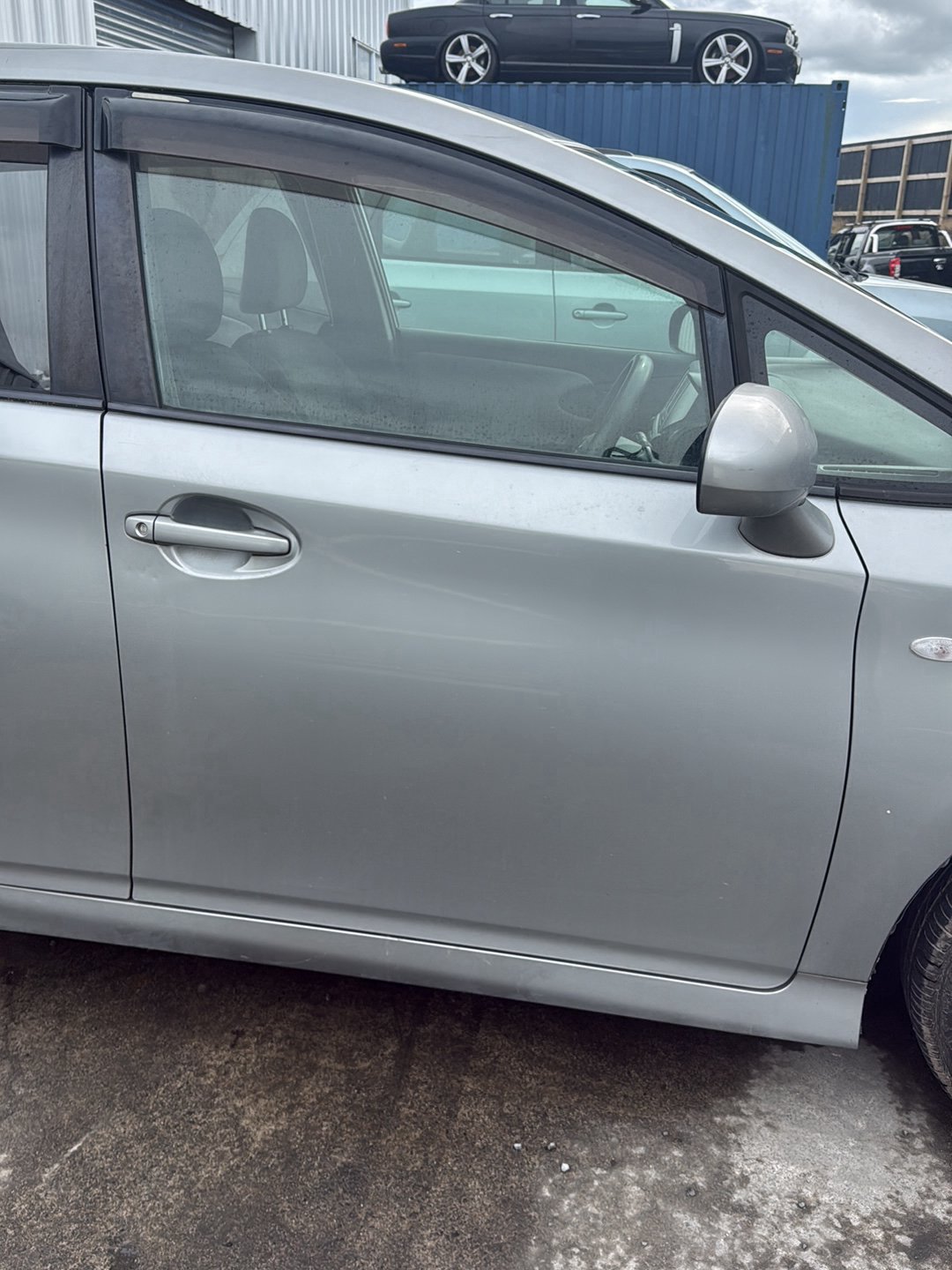 2009-2017 Toyota Wish ZGE20 - Right Front Door Shell PN:
