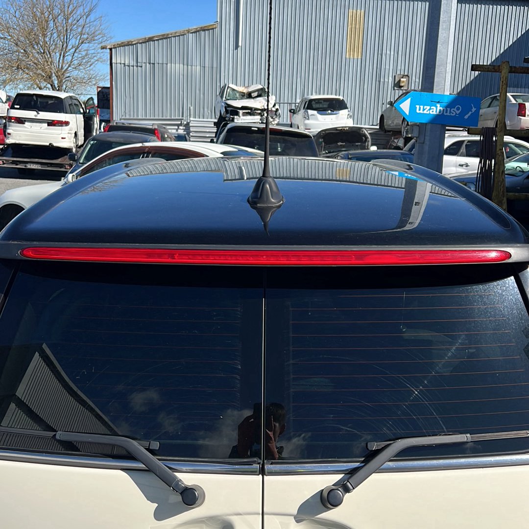 2008-2014 MINI Cooper R55 WMWML320X0TM93432 - High Level Stoplight PN: A046439