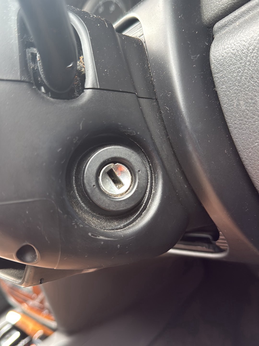 1998-2005 Volkswagen Passat- Ignition With Key PN: