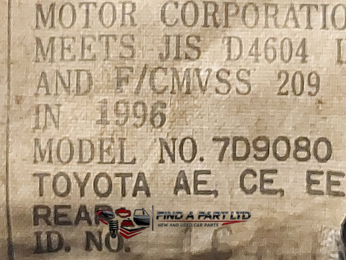 1996 Toyota Corolla E100 - Centre Seat Belt PN: 7D9080