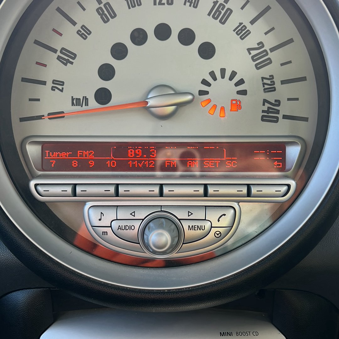 2008-2014 MINI Cooper R55 WMWML320X0TM93432 - Radio Controls PN: