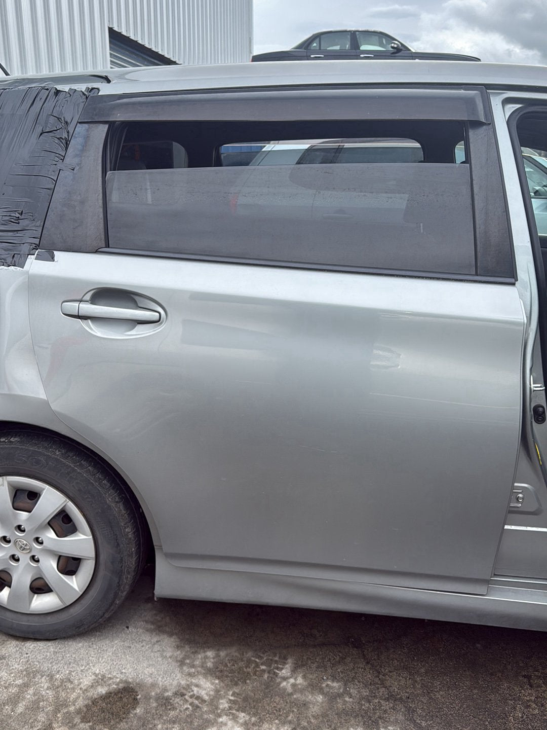 2009-2017 Toyota Wish ZGE20 - Right Rear Door Shell PN: