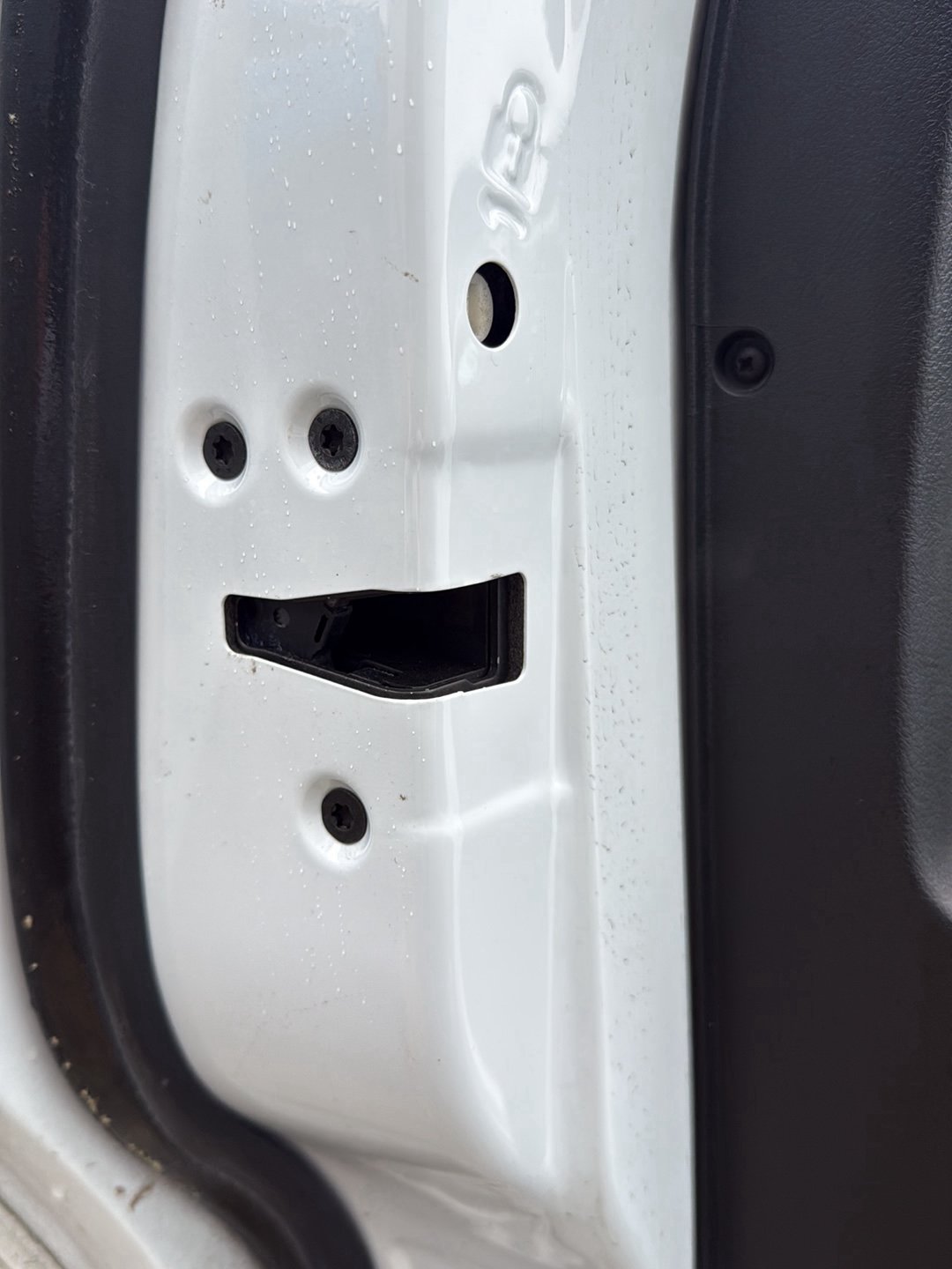 2007-2014 Ford Mondeo MK4 - Left Rear Lock Mechanism PN: