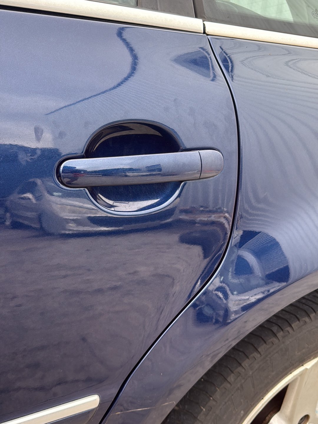 1998-2005 Volkswagen Passat- Left Rear Door Exterior Handle PN: