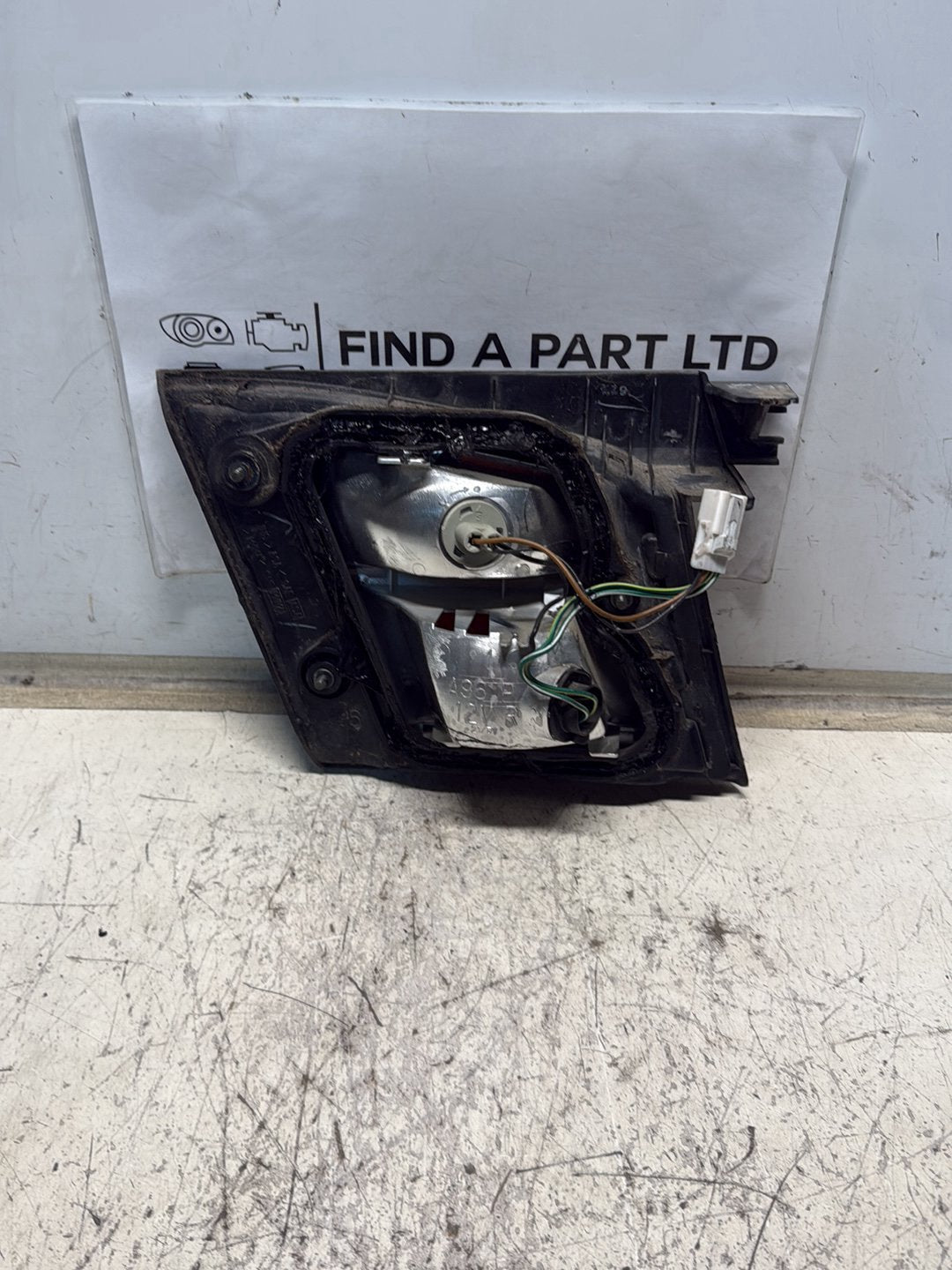 1995-2002 Nissan Primera P11 - Right Tailgate Light PN: 4842B