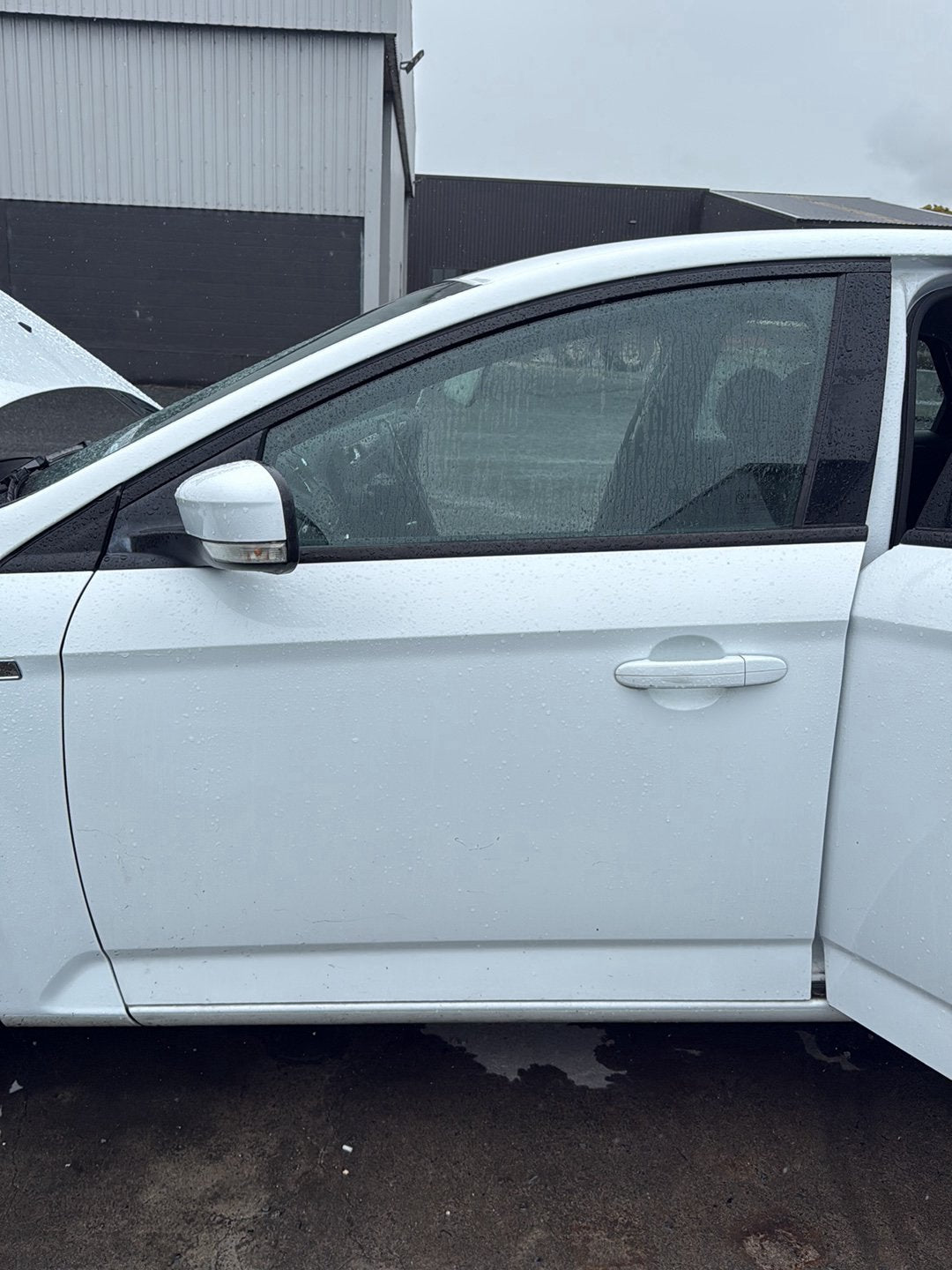 2007-2014 Ford Mondeo MK4 - Left Front Door Shell PN: