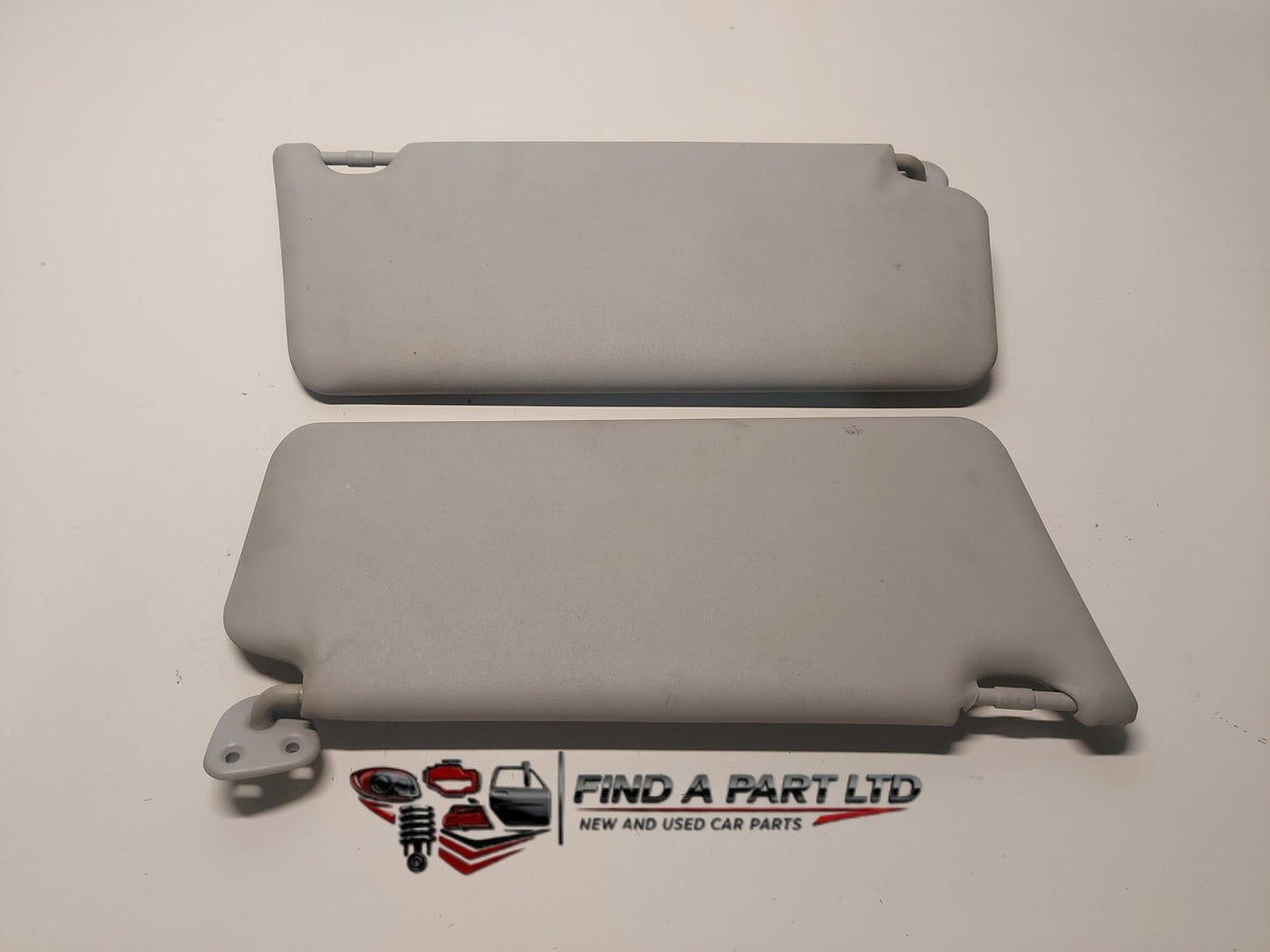 2004 Toyota Camry XV30 - Sun Visor Pair PN: