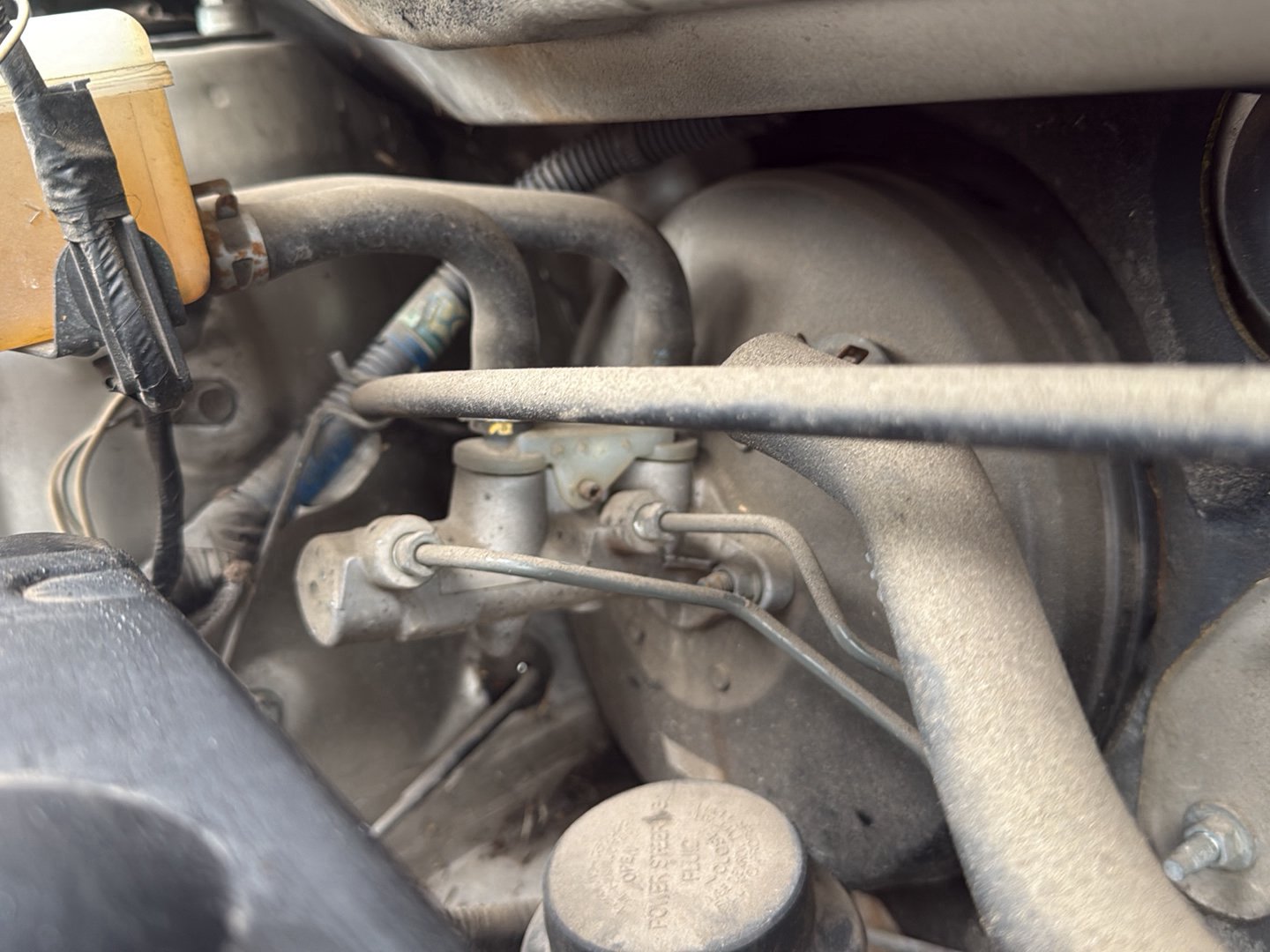 2003-2011 Toyota Raum Z20 NCZ20 - Master Cylinder PN: