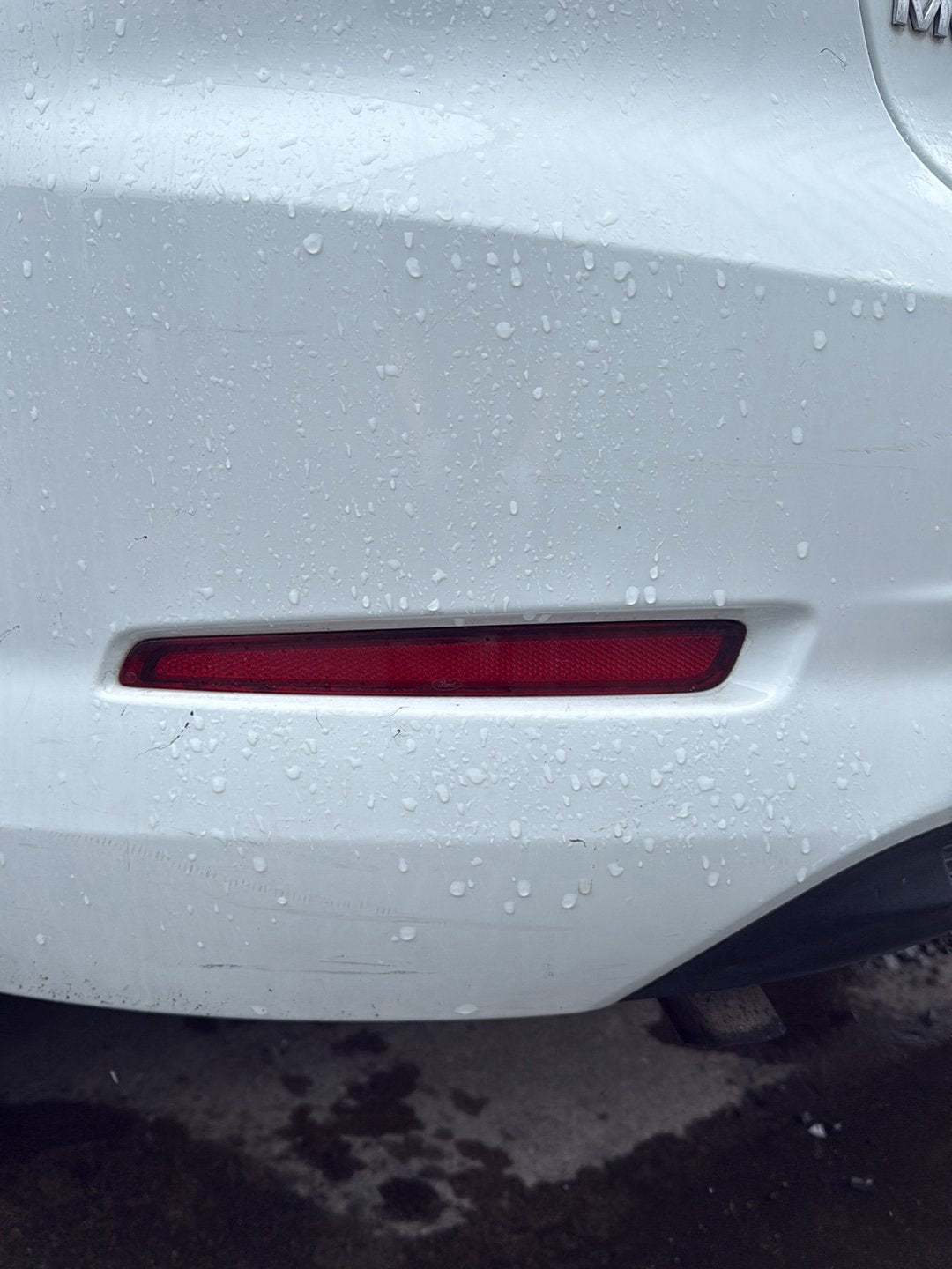 2007-2014 Ford Mondeo MK4 - Left Rear Bumper Reflector PN: