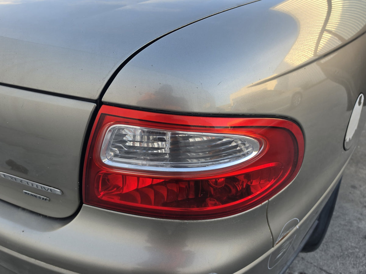 2002 Holden Commodore 6H8VXK69A2L813872- Right Taillight PN: