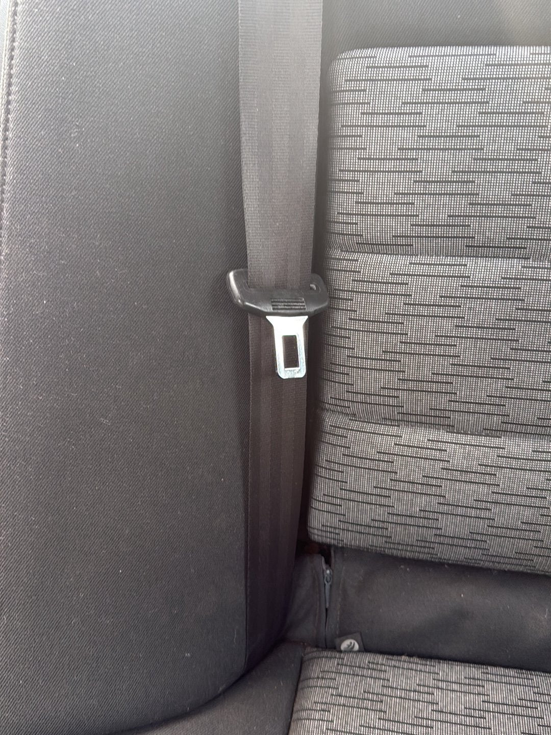 2012-2020 Skoda Octavia 5E - Right Rear Seat Belt PN: 616 0172 00